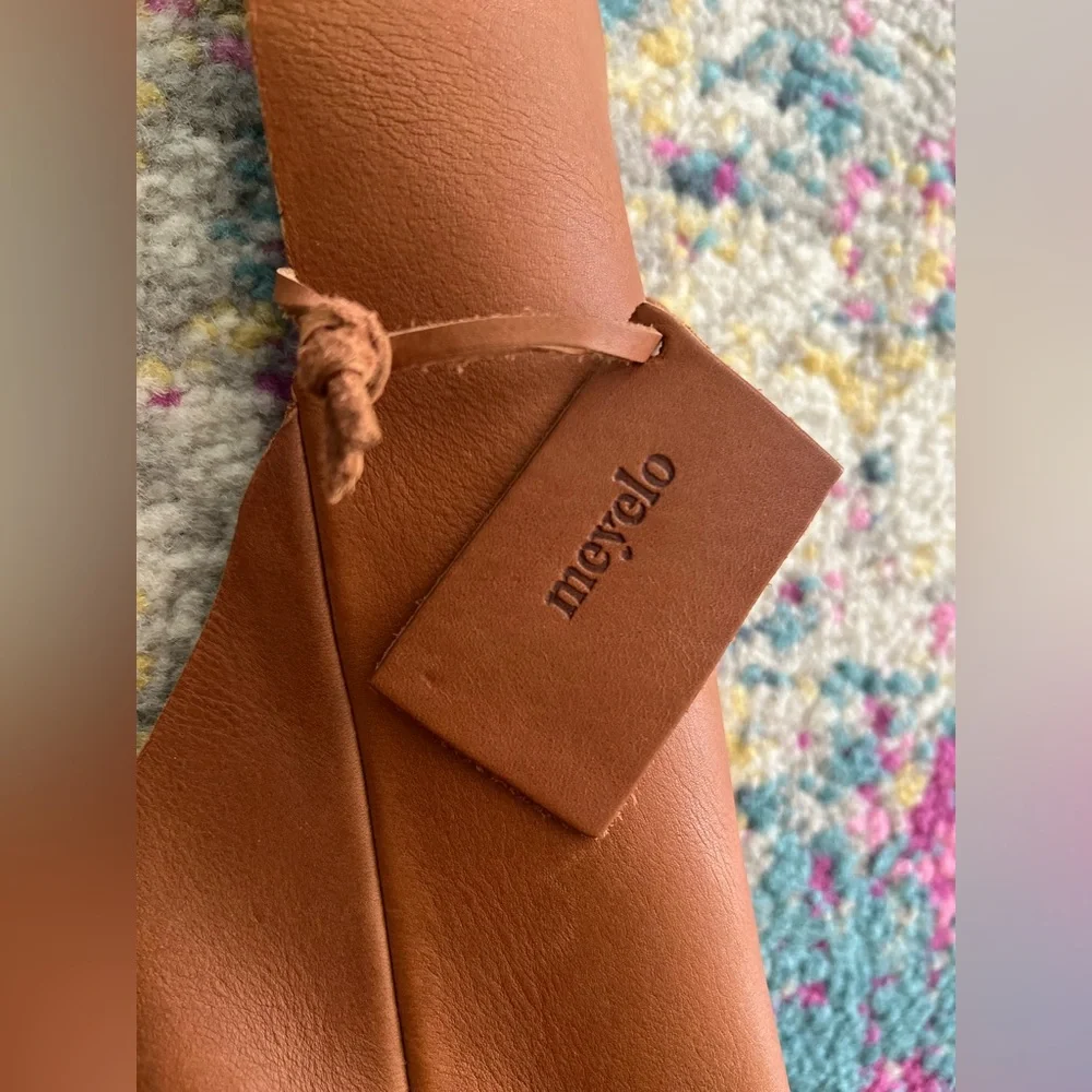 Meyelo handcrafted leather bag - Picture 3 of 7